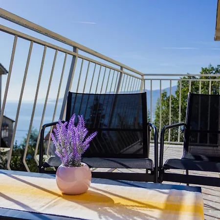 Sea View Lighthouse With 170mbps Wifi And Sunny Balcony