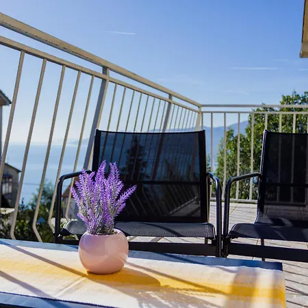 Sea View Lighthouse With 170mbps Wifi And Sunny Balcony Kastav